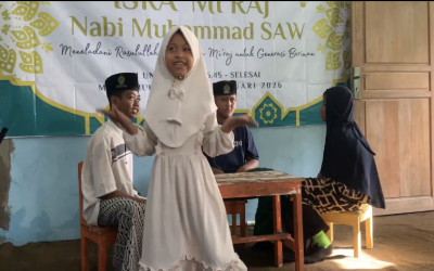 Semarak Peringatan Isra’ Mi’raj 1447 H di MI Unggulan Miftakhul Hikmah: Tanamkan Cinta Sholat Sejak Dini